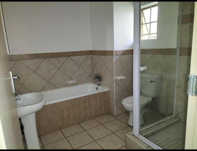2 BEDROOM PROPERTY TO RENT IN CELTISDAL
